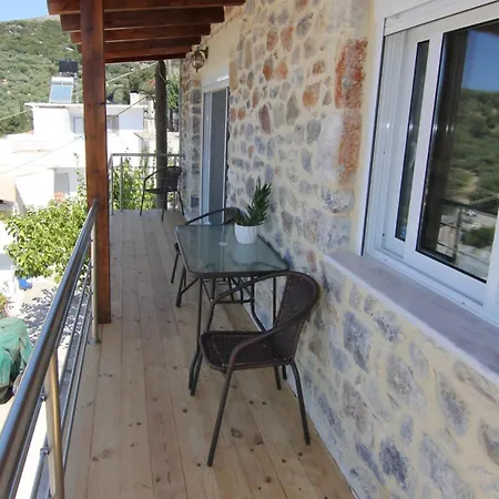 Holiday home Malia Stone - Secluded Cozy Retreat *